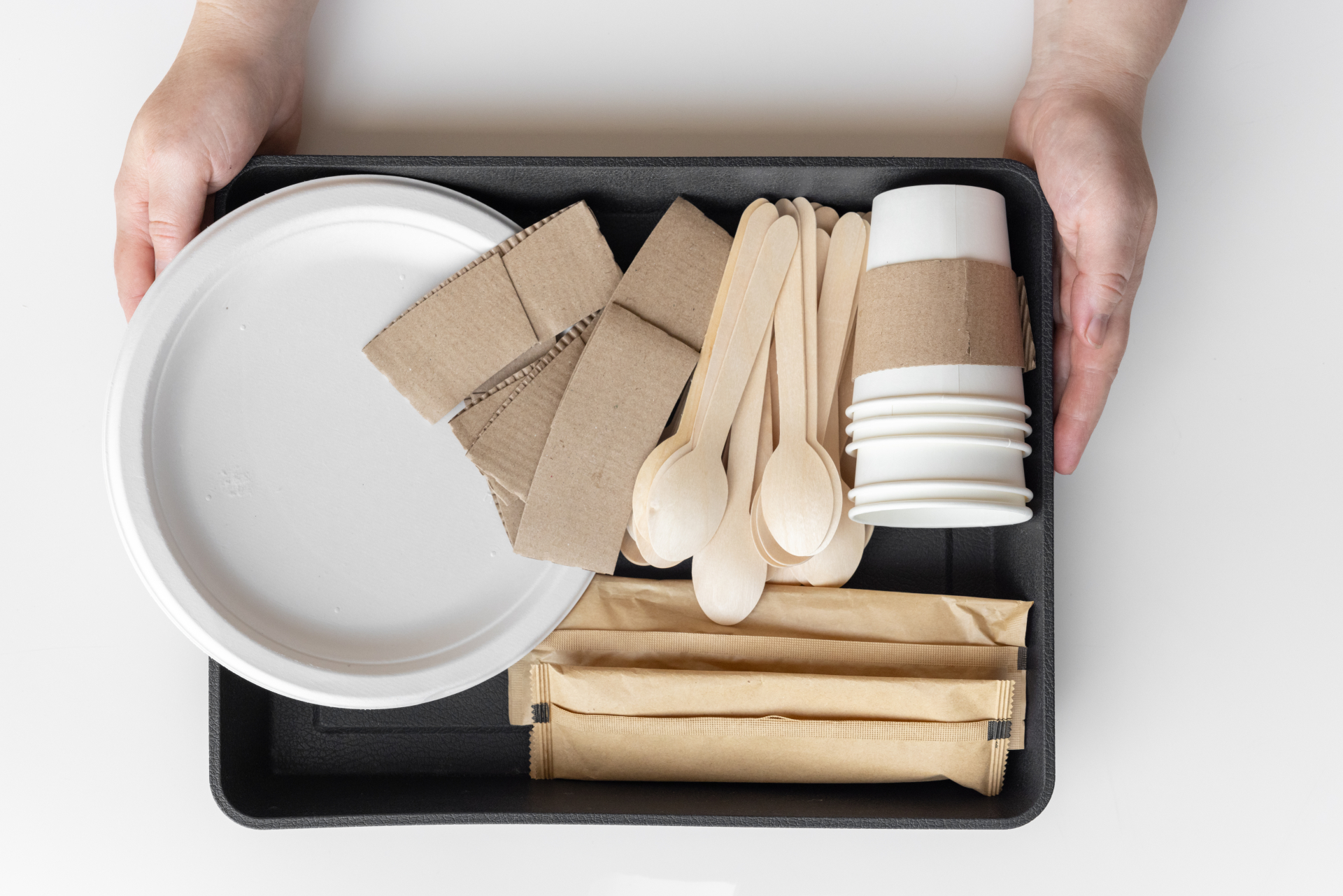 通販で人気の食品パッケージとは？テイクアウト事業者が選ぶべき定番アイテムを解説