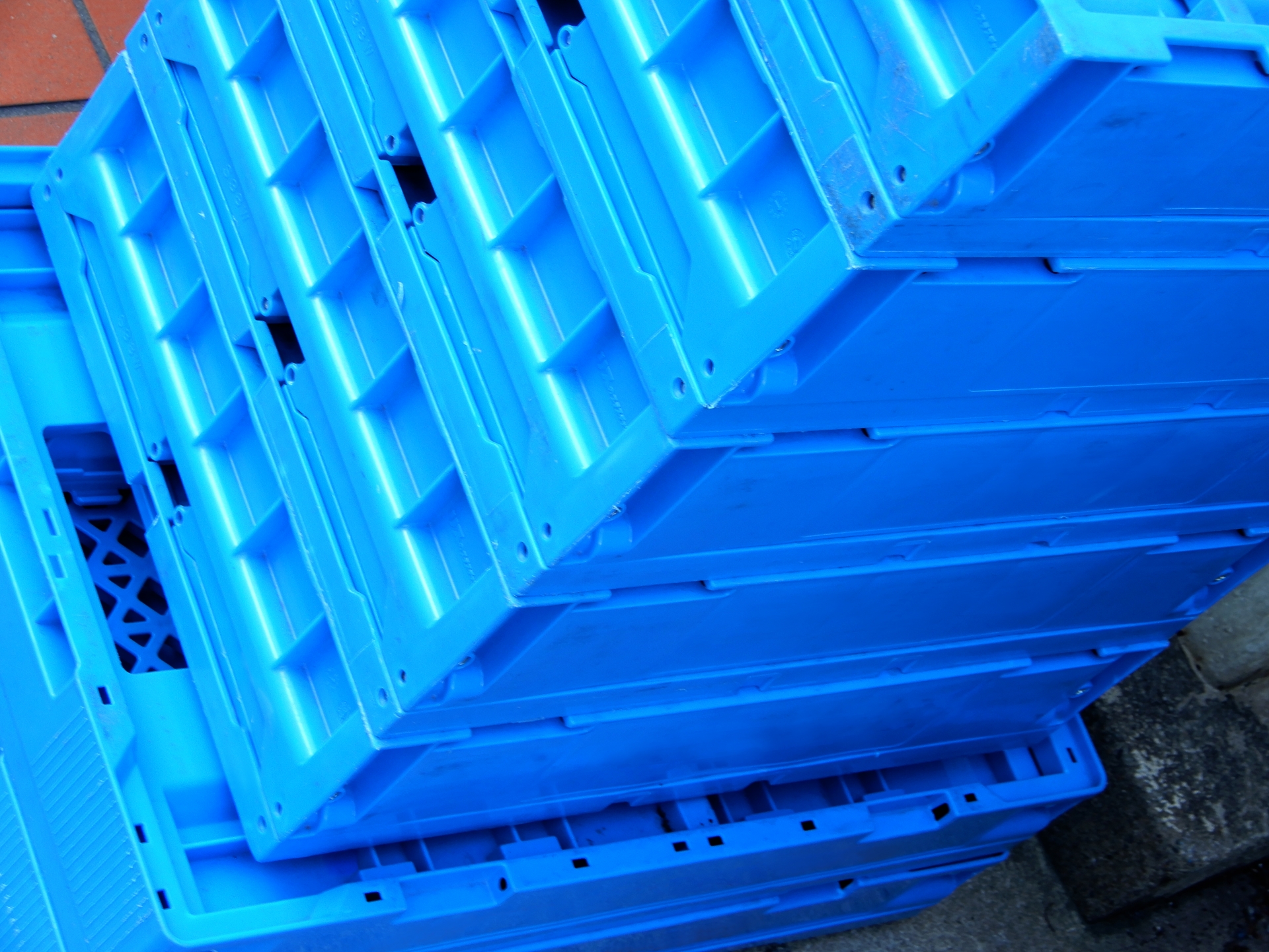 ばんじゅう（番重）とは？用途・種類・選び方まで徹底解説｜事業者が知っておくべき基礎知識と導入ポイント